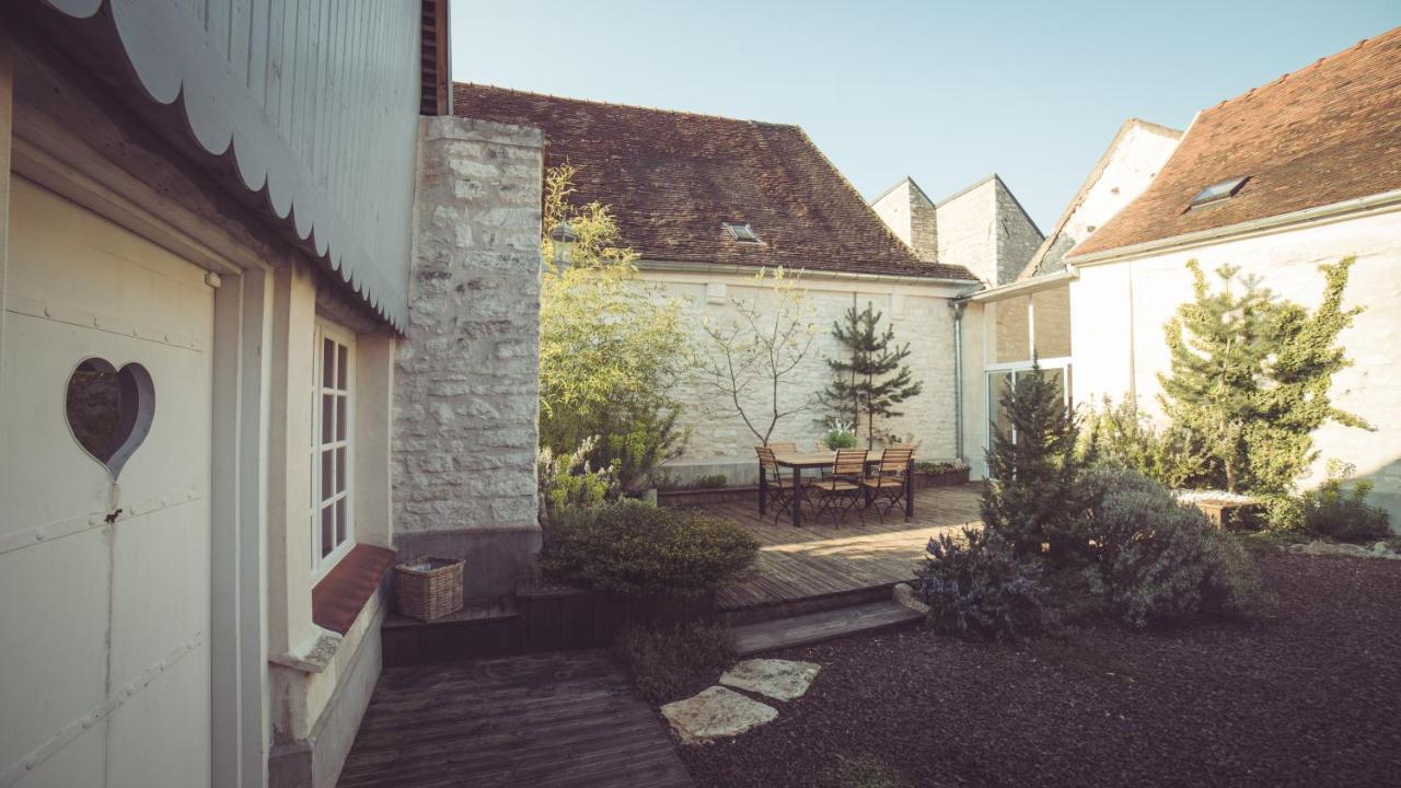 La Villa Celestine Chablis Exterior photo